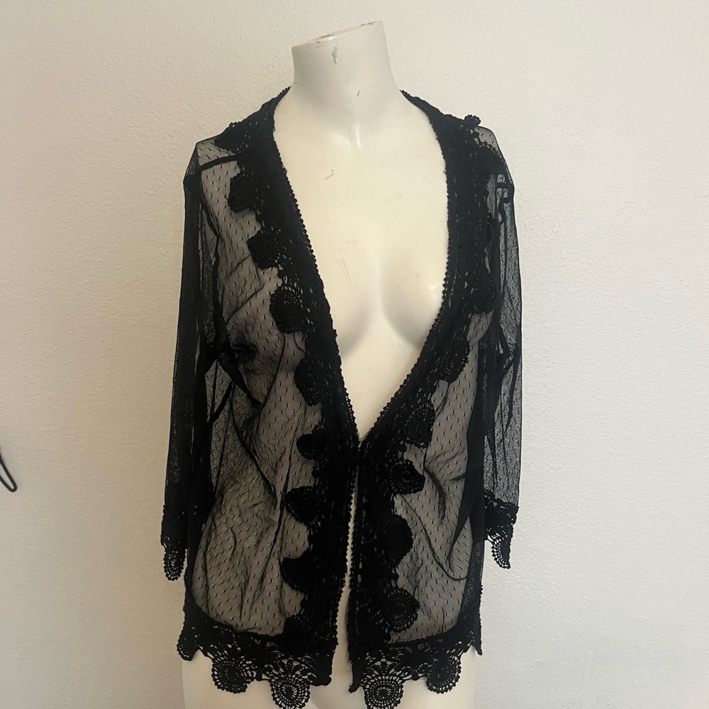 ISSI Black Lace top